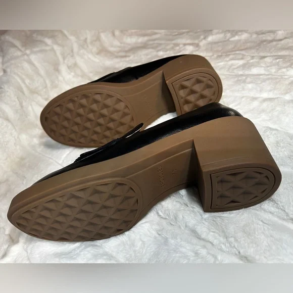 NWOT - Aerosoles Gibes- Women's Black Leather Loafers with Fringe Detail - Picture 4 of 5